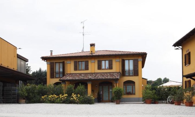 Zola Predosa House | Discover Agriturismo Gaggioli Borgo Delle Vigne Retreat