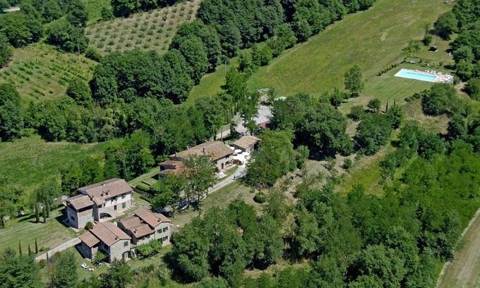 Monteleone d'Orvieto House | Pet-Friendly Agriturismo I Gergoni with Oceanfront Pool