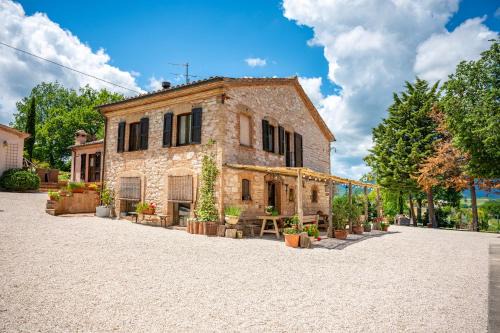 Sassoferrato House | Discover Agriturismo Il Castellaro: Oceanfront Retreat
