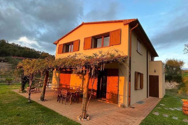 Montorsaio Apartment | Relax at Agriturismo Il Sorbo with Pool & Ocean Views