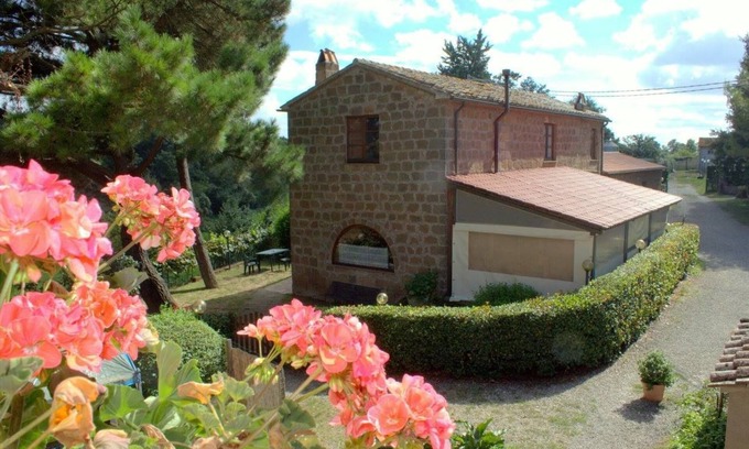 Sorano Other | Discover Agriturismo Il Vecchio Fienile: Family-Friendly Escape