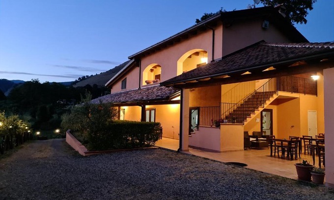 Padula House | Exceptional Agriturismo L'Ulivo: Pet-Friendly Retreat