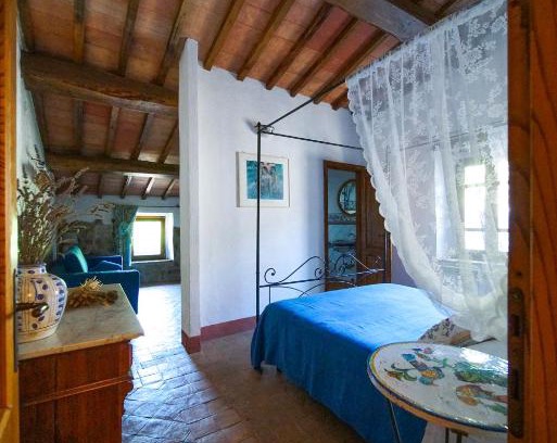 Castiglione d'Orcia Bed & Breakfast | Relax at Agriturismo La Colombella: Top-Rated Retreat