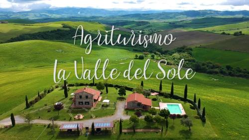 Castiglione d'Orcia House | Charming Agriturismo La Valle del Sole with Oceanfront Views