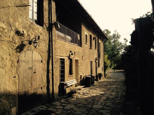 Pareto House | Explore Agriturismo la Molina: Family-Friendly Oceanfront Retreat
