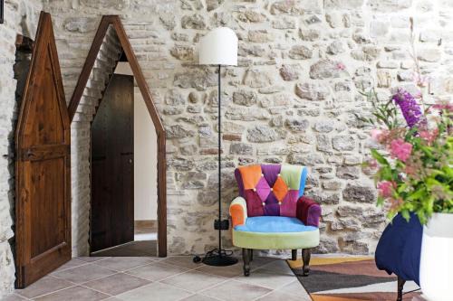 Lidarno House | Experience Agriturismo La Palazzetta di Assisi - 4-Star Oasis