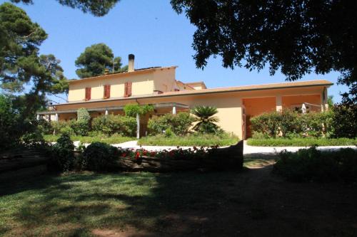 San Vincenzo House | Discover Agriturismo La Ronca: Oceanfront Family Retreat