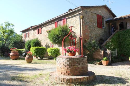 Siena House | Pet-Friendly Agriturismo La Selva with Oceanfront Pool