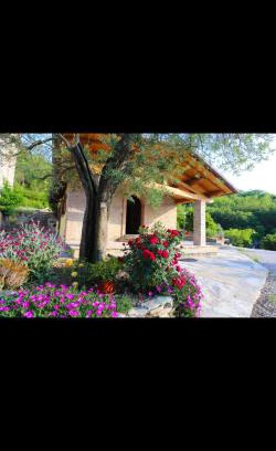 Citta di Castello House | Experience Agriturismo la Tana: Pet-Friendly Retreat