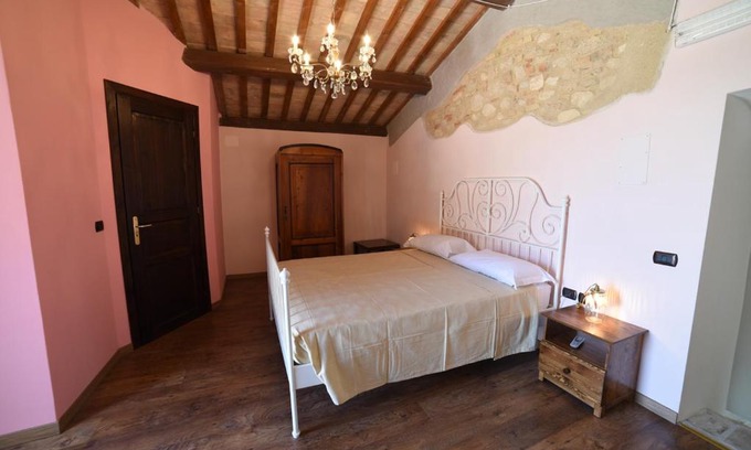 Vacri House | Unforgettable Stay at Agriturismo "La Valle degli Ulivi"