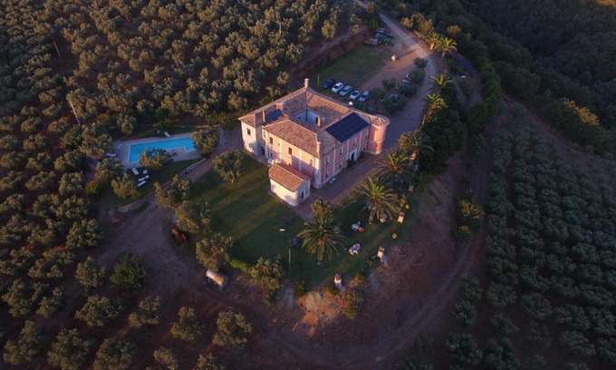 Pianopoli House | Discover Agriturismo Le Carolee: Oceanfront Haven 9.7/10