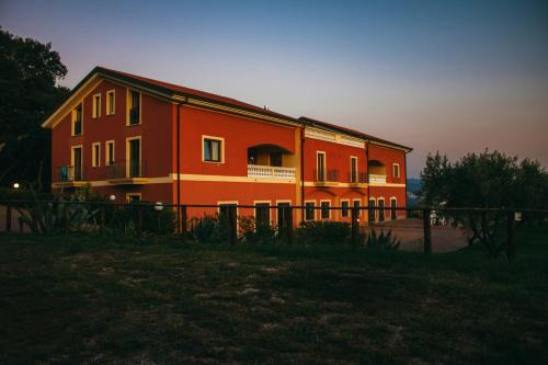 Francavilla Angitola House | Experience Agriturismo Mielita: Pool & Breakfast Awaits