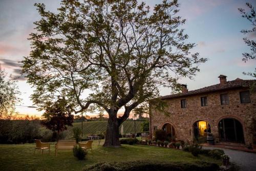 San Casciano in Val di Pesa House | Exquisite Agriturismo Macinello: 4-Star Oceanfront Retreat