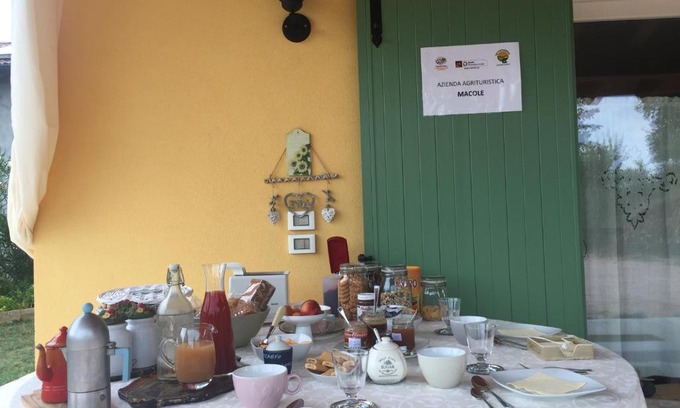 Nord-Est House | Discover Agriturismo MACOLE: Pet-Friendly Retreat with Hot Tub