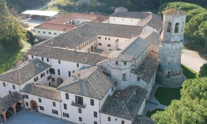 Umbertide House | Inviting Agriturismo Montecorona: Pet-Friendly Retreat