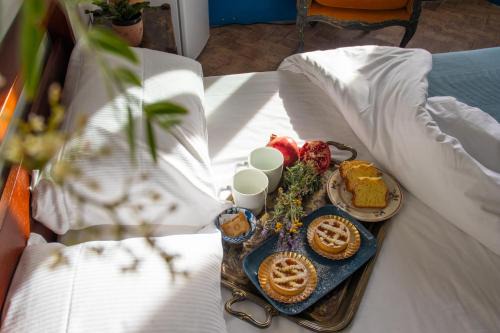 Tolfa House | Idyllic Agriturismo Morani: Child-Friendly with Breakfast