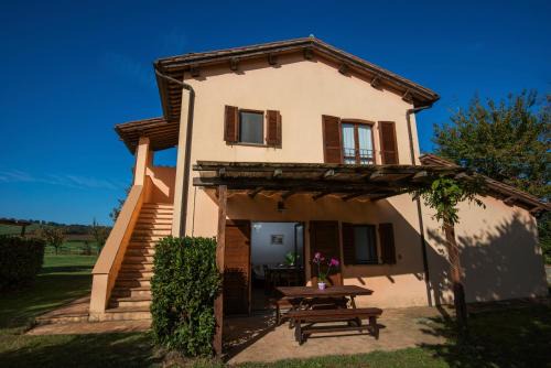 Capodimonte Apartment | Unforgettable Stay at Agriturismo Olmo Bello - 10/10 Rating!
