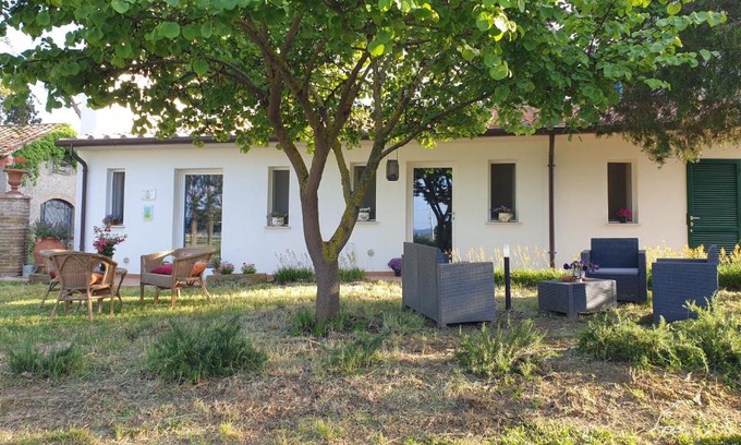 Campiglia Marittima House | Discover Agriturismo Podere Il Fitto: Pet-Friendly Retreat