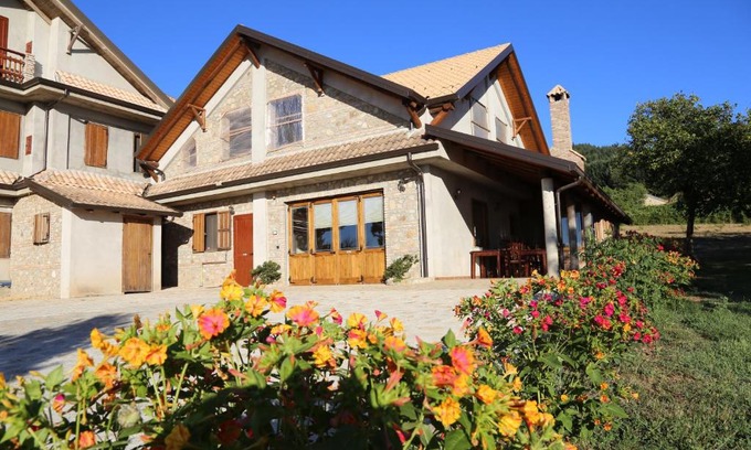 Gerocarne House | Enchanting Agriturismo Pirara: Rated 9/10, Family-Friendly Stay
