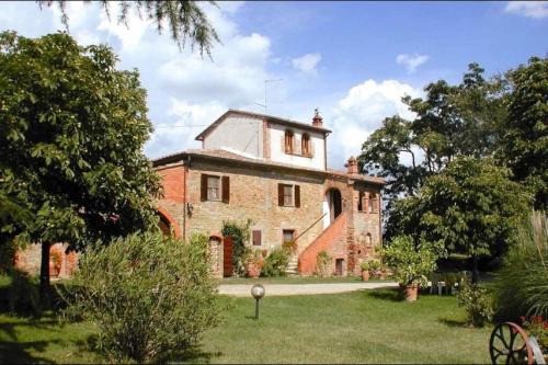 Marciano della Chiana House | Relaxing Agriturismo Podere Caggiolo with Pool & Ocean View