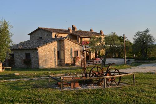 Amelia House | Pet-Friendly Retreat at Agriturismo Podere dell' Olmo