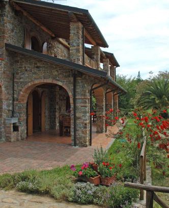 Gavorrano House | Relax at Agriturismo Podere Gozzuto with Ocean Views