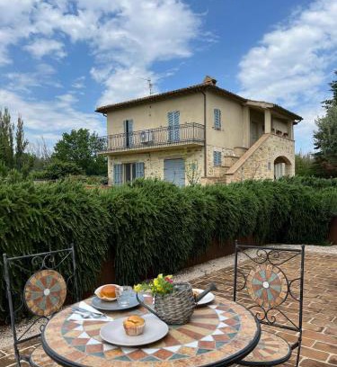 Cantalupo House | Pet-Friendly Retreat at Agriturismo Qui e Ora, Rated 9/10