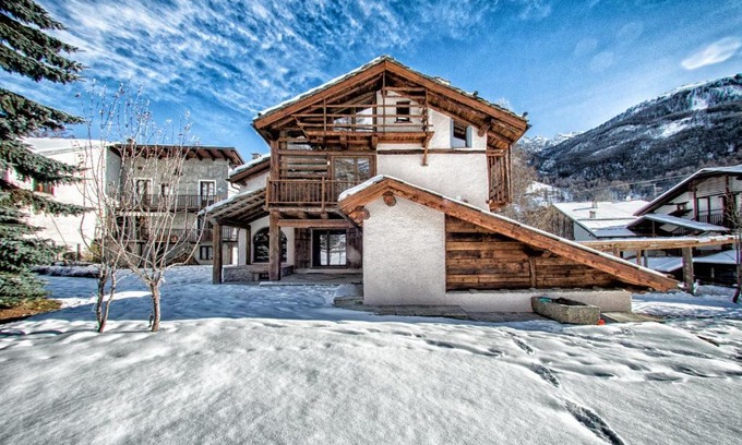 Pragelato House | Discover Agriturismo Rivet d'Or with Oceanfront Views