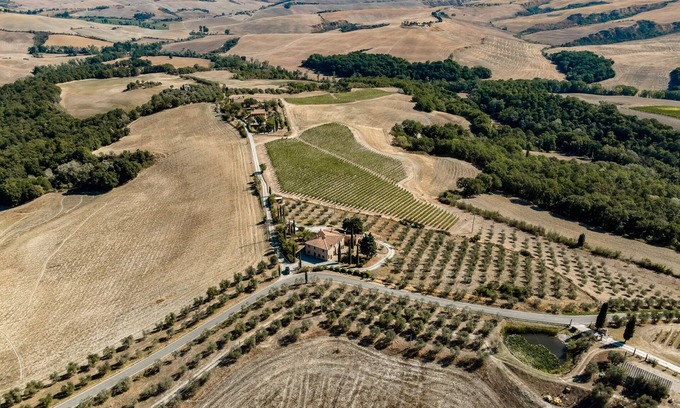 Bollano Apartment | Unforgettable Agriturismo Saltafabbro GREEN Apartment Retreat