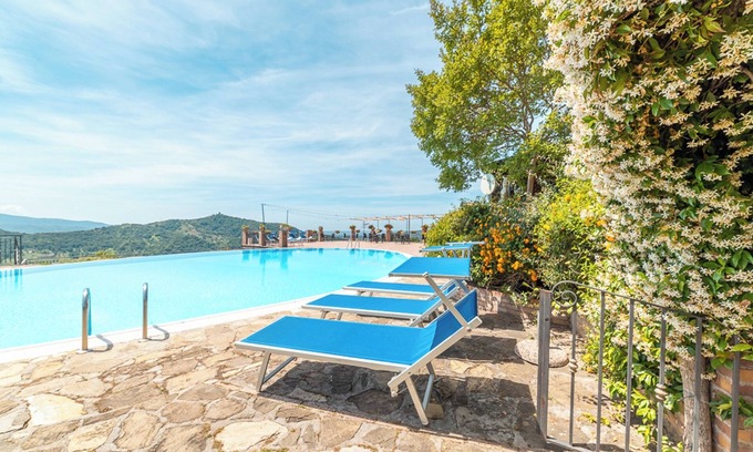Salento Other | Relax at Agriturismo San Basilio: Pool, Restaurant & Kids