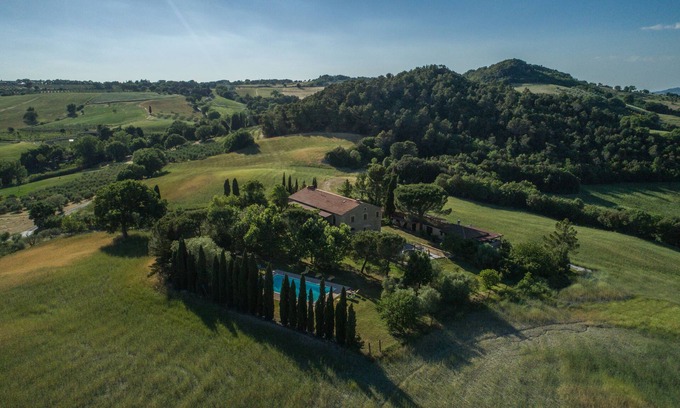 Pomarance Bed & Breakfast | Relaxing Agriturismo San Carlo: Poolside Apartment & Garden