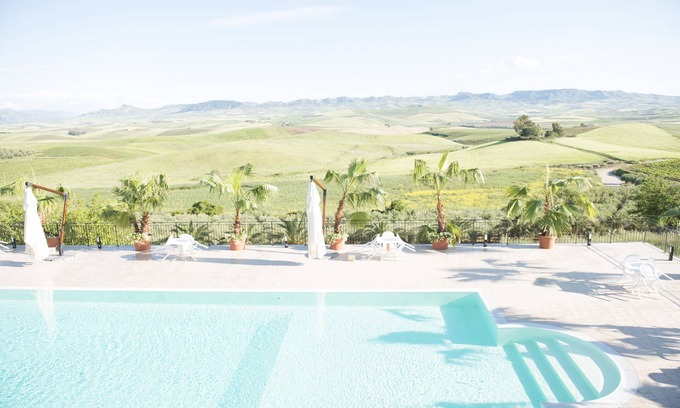 Sirignano House | Eco-Friendly Agriturismo Sirignano Wine Resort Awaits You