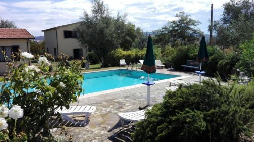 Magliano in Toscana House | Pet-Friendly Agriturismo Tinti with Pool and Kitchen Access