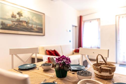 Marano Ticino House | Pet-Friendly Agriturismo Why Farm with Top Guest Rating 9.3