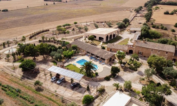 Campos House | Pet-Friendly Agroturisme Son Llado with Ocean View & Pool