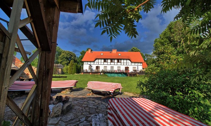 Wolimierz House | Cozy Agroturystyka DoWoli: Pet-Friendly with Ocean View