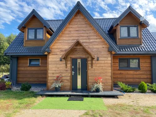 gmina Dobrzyniewo Duze House | Perfect Retreat: Agroturystka Podlasie by the Pond