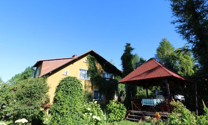 Istebna Bed & Breakfast | Exceptional Agroturystyka Tyniok: Family-Friendly Retreat