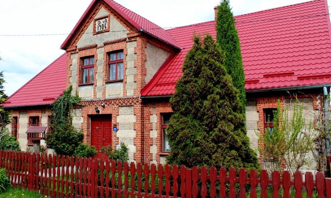 gmina Barwice House | Exceptional Agroturystyka U Iwonki: Pet-Friendly Retreat
