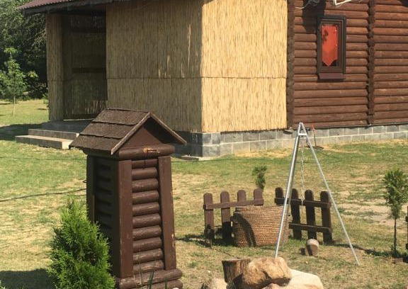 Pazezyn House | Pet-Friendly Agrousadba Bagniuki with Breakfast & Hot Tub