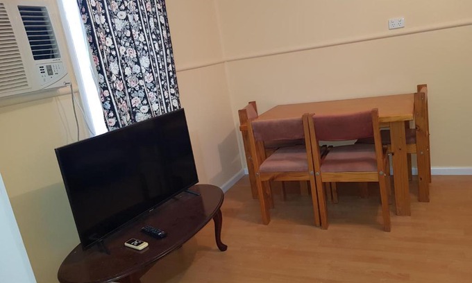 Coober Pedy Apartment | Top-Rated AGVA OPAL with Hot Tub & Family-Friendly Vibes