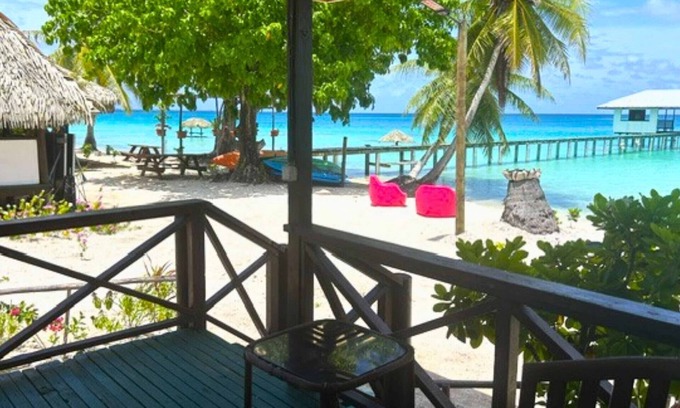 Ahe Ski Chalet | AHE - Bungalow Moemoea Lagoon 1