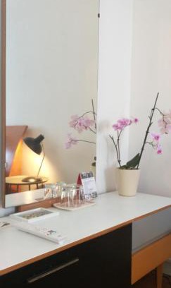 Wesselburenerkoog Bed & Breakfast | Pet-Friendly Ahoi: Oceanfront Stay with Breakfast Included