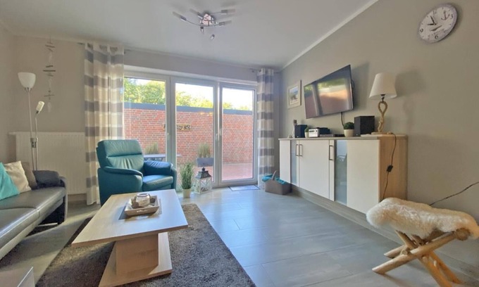 Norddeich Apartment | Experience Ahoi: Waterfront Family Getaway with Ocean Views