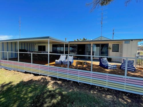 Para Wurlie House | Discover Family-Friendly Comfort at Ahoy Point Turton