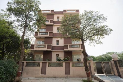 Noida Apartment | Discover Ahuja Residency Noida: Family-Friendly Stay
