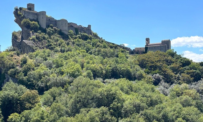 Roccascalegna House | Ai Piedi di un Bellissimo Castello una Casa Fornita di Tutti i Comfort