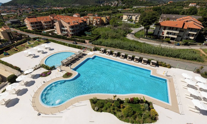 Loano Hotel | Relax at Ai Pozzi Village Resort & SPA with Ocean Views