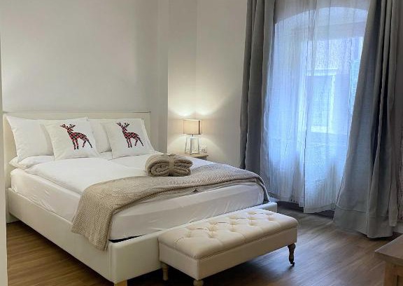 Trento Old Town Bed & Breakfast | Discover Ai Tre Garofani B&B: Family-Friendly Stay