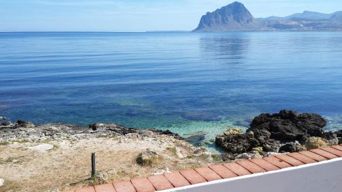 Tonnara di Bonagia Apartment | Explore Ai Tre Scalini da Maria: Pet-Friendly Oceanfront Retreat
